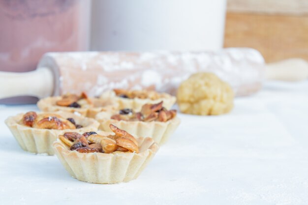 Tart de noix de cajou et de raisins secs