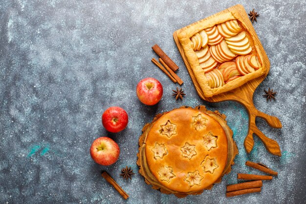 Tarte aux pommes maison, gâteau et galette.