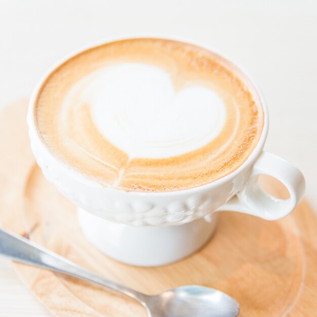 Tasse de café au lait chaud