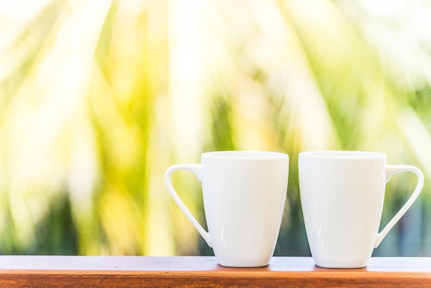 Photo gratuite tasse à café blanche