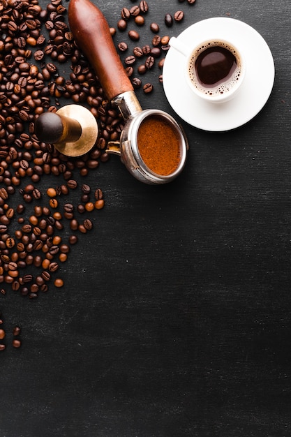 Tasse de café avec bourre
