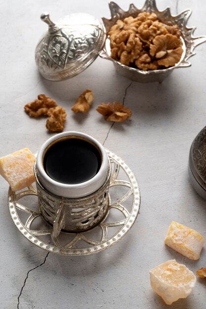 Tasse à café délicieuse à angle élevé