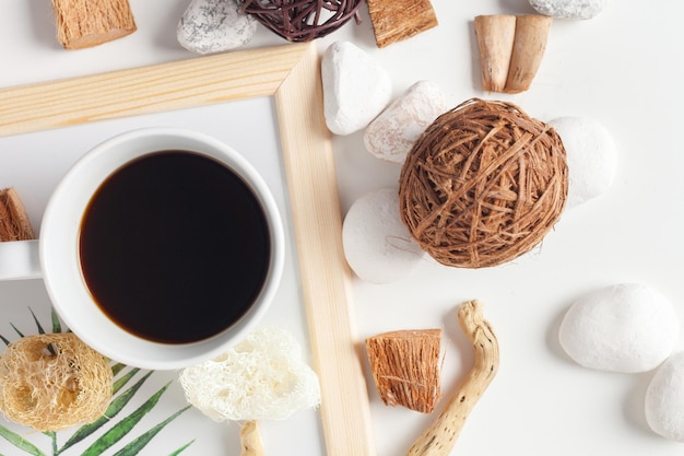 Tasse à café avec motif neutre