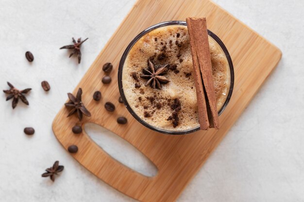 Tasses de café sur la table