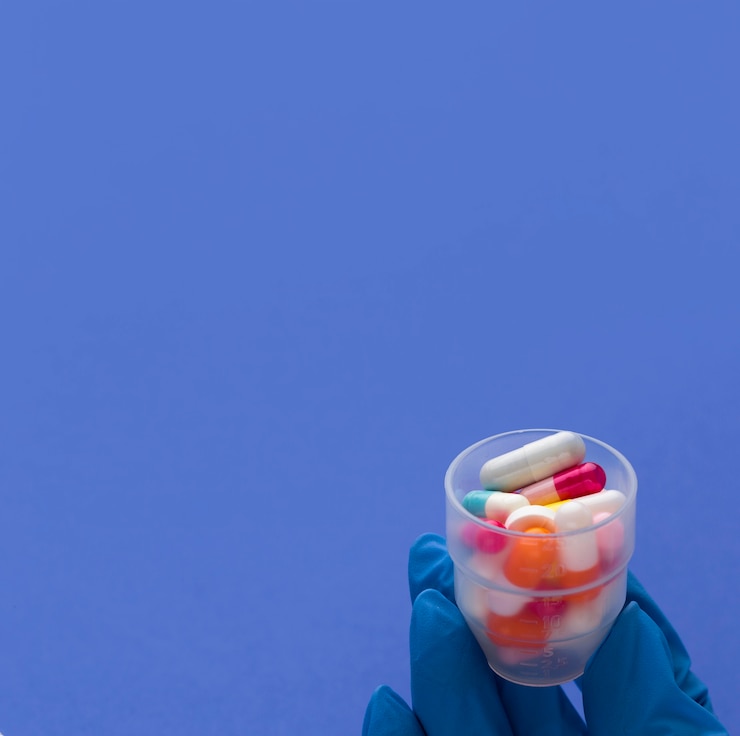 Photo gratuit temps de médication dans l'espace de copie