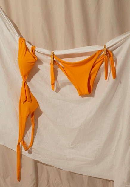 Les tendances du bikini sont la nature morte