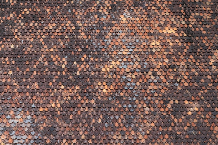 Photo gratuit texture de fond vieux carreaux de toit brun
