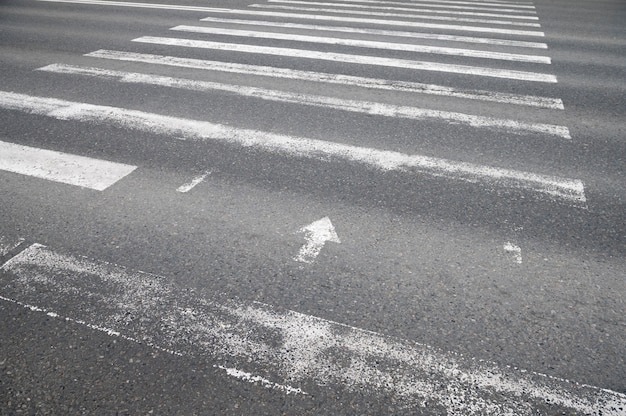 Texture pavée à l'extérieur avec passage pour piétons