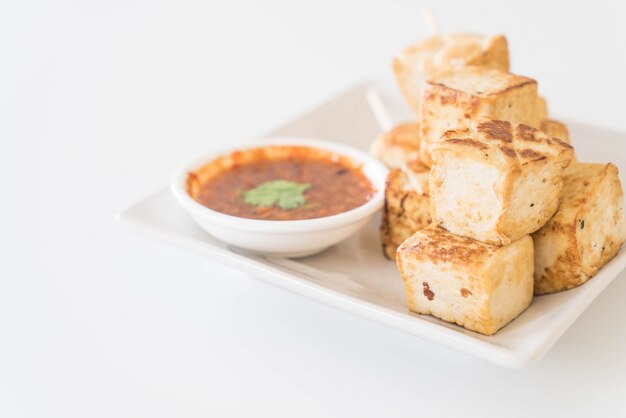 Tofu frit - nourriture saine