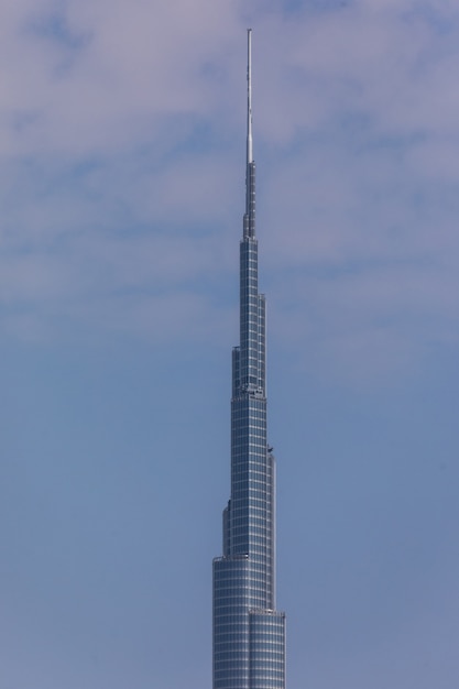 Tour Burj Khalifa. Ce Gratte-ciel Est La Plus Haute Structure Artificielle Du Monde, Mesurant 828 M. Achevé En 2009.