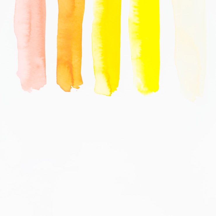 Photo gratuit tracés de peinture colorés sur blanc