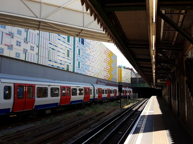 Photo gratuite train station loisirs voyage commute