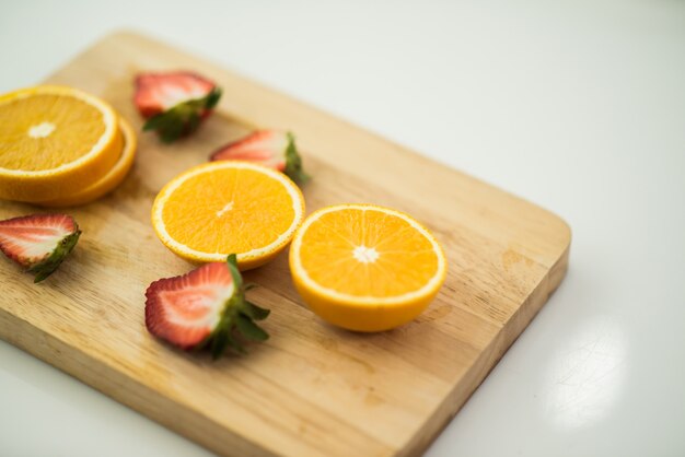 Tranche de fruits orange frais
