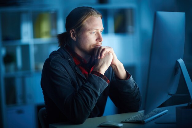 Travailler jusqu'au soir