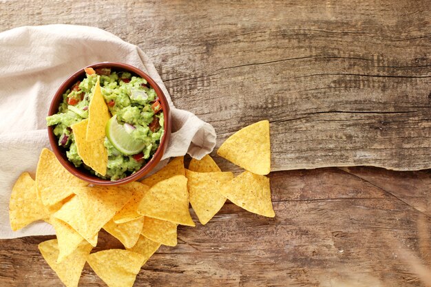 Trempette au guacamole