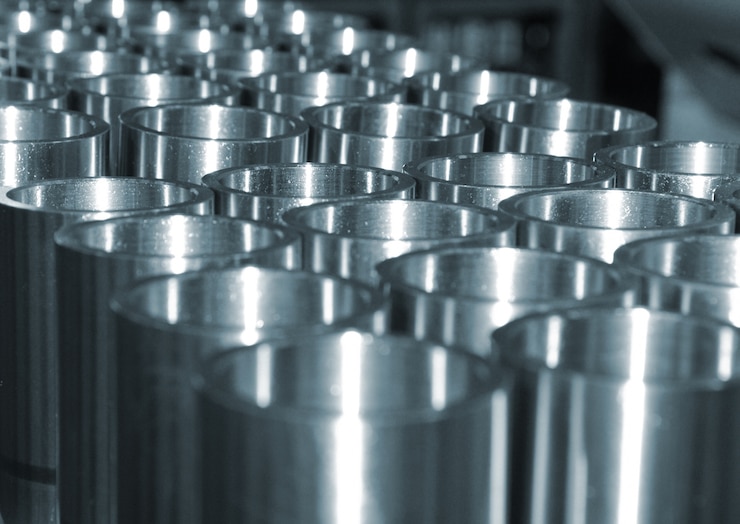 Photo gratuit les tubes en acier assemblés