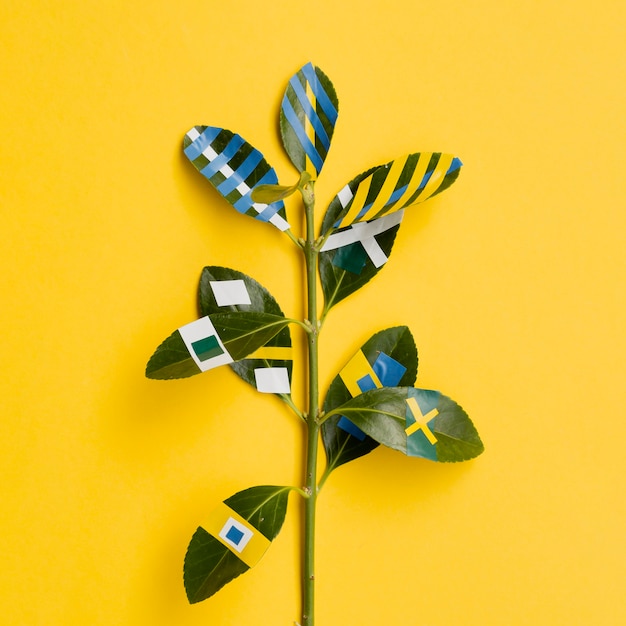 Variété de dessins de peinture de ficus feuilles fond jaune