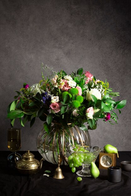 Vase à fleurs baroque comme photographie