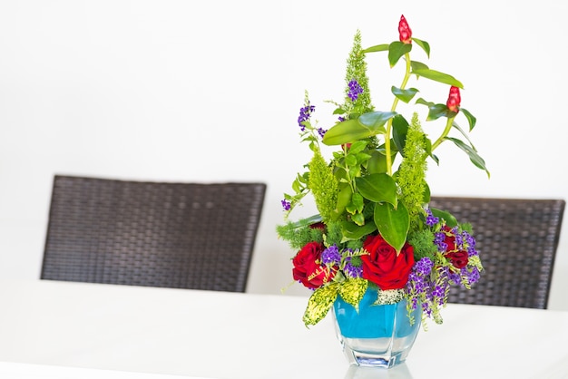 Photo gratuite vase à fleurs