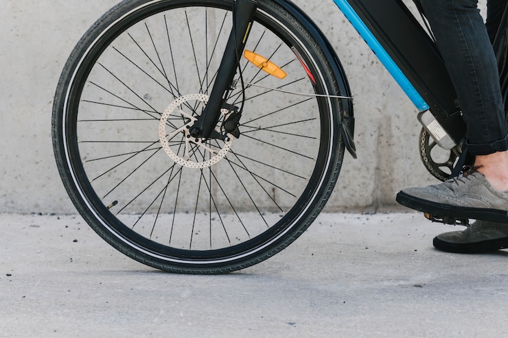 Photo gratuit vélos avant de vélo en gros plan