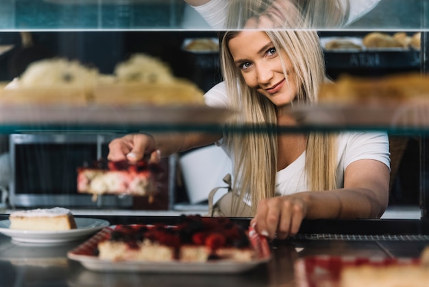 Vendeuse, tenue, pâtisserie