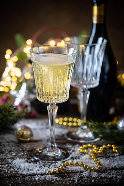 Verres de champagne de Noël