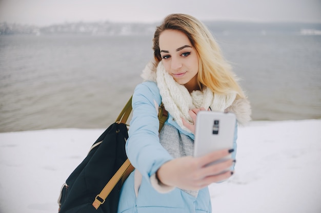 vêtements de communication de jour assez froid