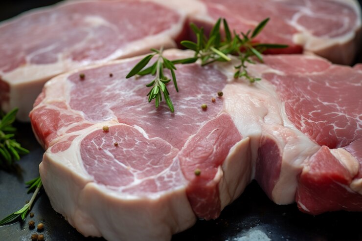 Photo gratuit la viande crue sur la table