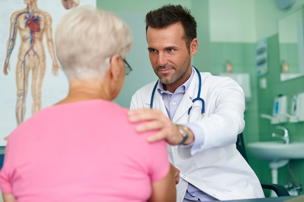 Visite au cabinet du médecin