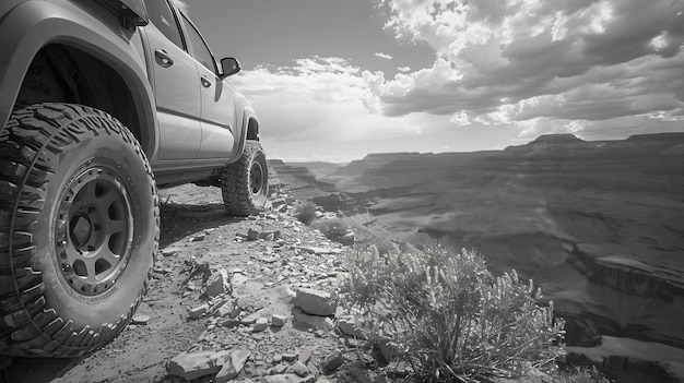 Photo gratuite une voiture tout-terrain dans la nature