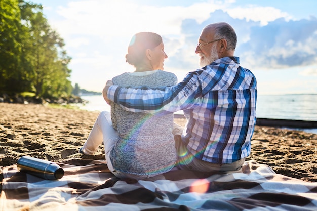 Vous Détendre Sur La Plage