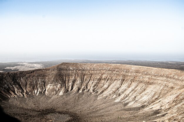 Vue aérienne d'un beau paysage à Lanzarote, Espagne pendant la journée