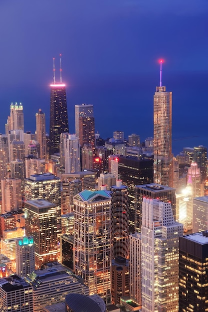 Vue aérienne de Chicago au crépuscule