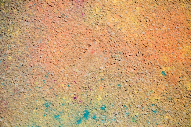 Une vue aérienne de la couleur holi sur le sol