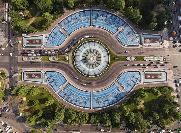 Photo gratuite vue aérienne par drone du centre-ville de bucarest en roumanie