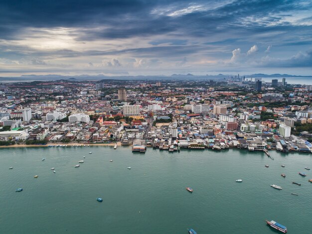 Vue aérienne de la plage de Pattaya. Thaïlande.