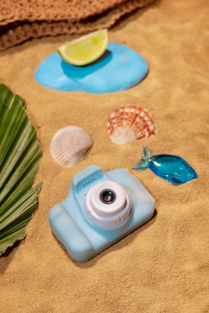 Photo gratuite vue de dessus sur les accessoires de plage