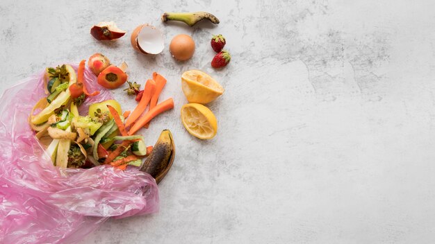 Vue de dessus sur le concept de cuisson des déchets