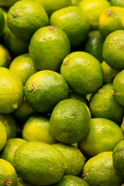 Vue de dessus délicieux arrangement de citron vert