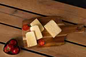 Photo gratuite vue de dessus de délicieux fromage frais
