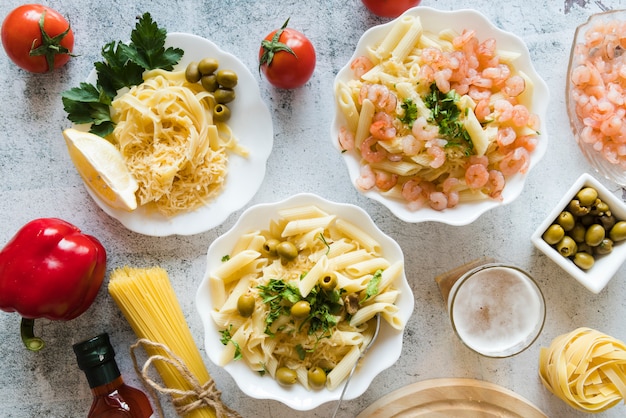 Vue De Dessus De Délicieux Plats De Pâtes