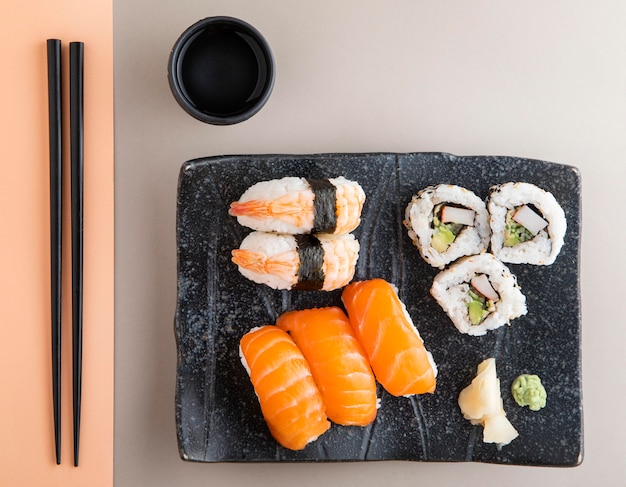 Vue de dessus du délicieux concept de sushi