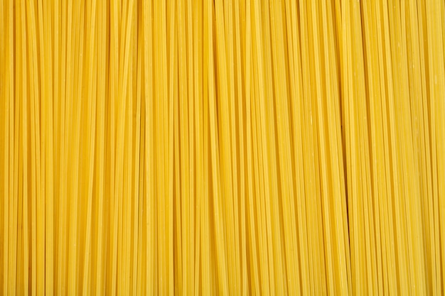 Vue de dessus du fond de spaghetti cru