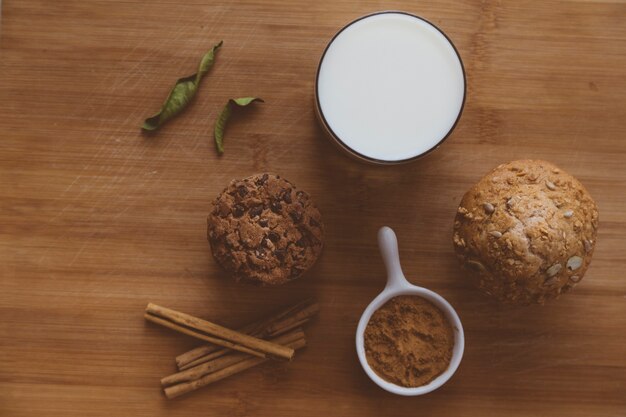 Vue de dessus du petit déjeuner