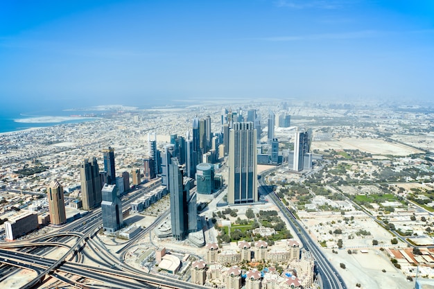 La vue de dessus sur Dubaï