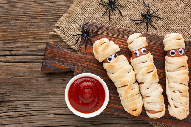 Vue de dessus de la nourriture d'halloween avec trempette