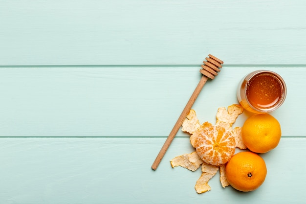 Vue de dessus petit-déjeuner sain sur table