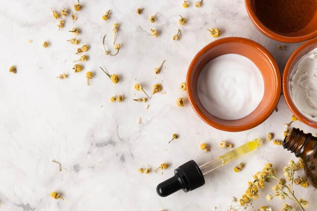 Vue de dessus produits d'hygiène naturelle