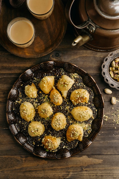 Photo gratuite vue de dessus savoureux repas pakistanais