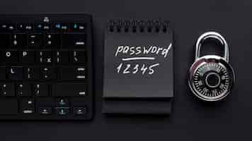 Photo gratuite vue de dessus de la serrure avec mot de passe et clavier